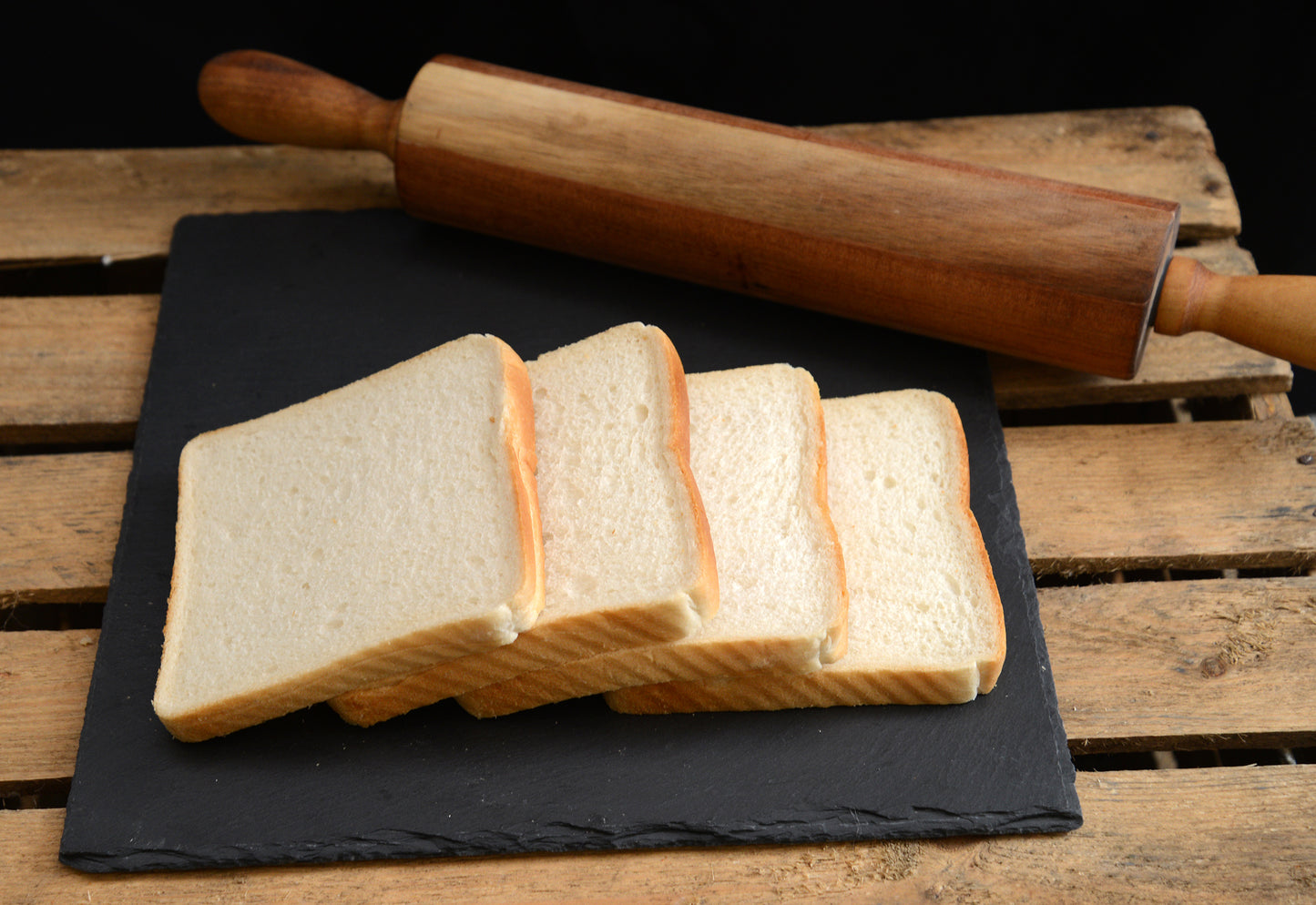 White Sandwich Loaf 18+2
