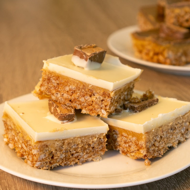 White Caramel Crispy Traybake
