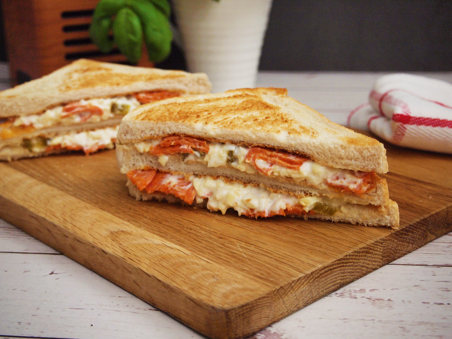 1KG MOZZ, PEPPERONI & JALAPENO FILLING *P/O*