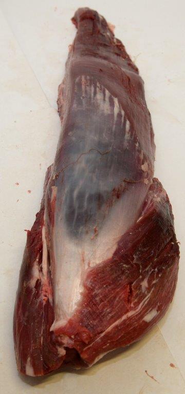 HEWITT - BEEF FILLET 3.20KG ++ NOTE SIZE